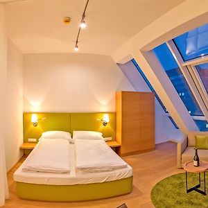 Studio met een Queen Size Bed